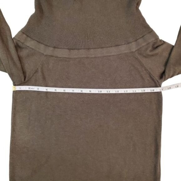 DKNY Womens Knitted Top Size Small Olive Green Long Sleeve Off-Shoulder Sweater - Picture 6 of 8